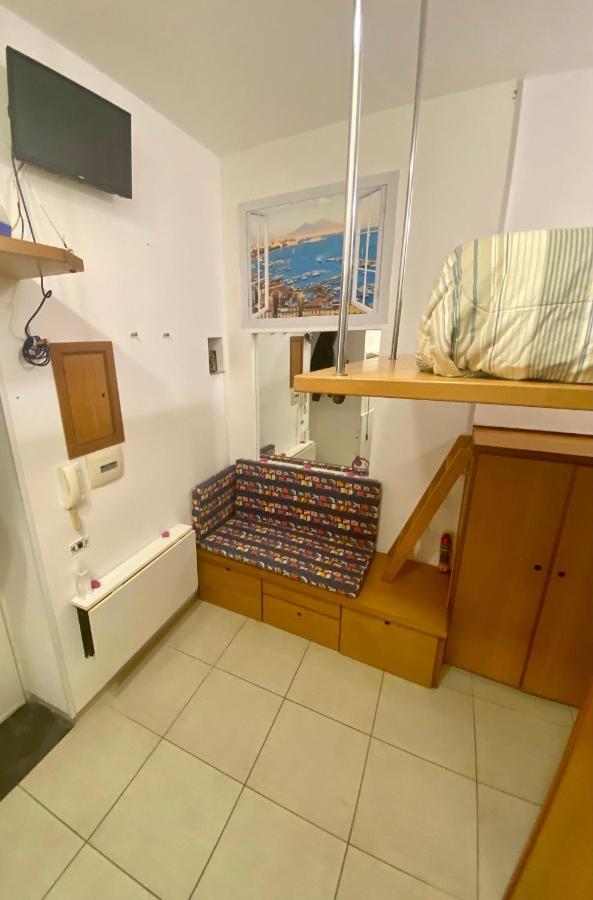 Boat Apartment Neapol Zewnętrze zdjęcie